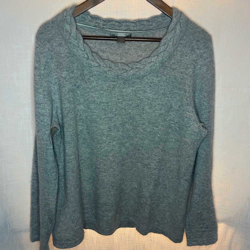 Cashmere lightweight sweater gray pullover braided neck Capsule old money FLAW